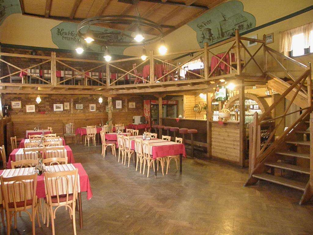 Hotel U Branky Stříbro Buitenkant foto